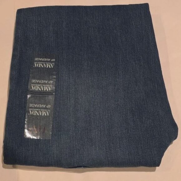 Petite Gloria Vanderbilt Amanda Classic Jeans Color: Frisco Size: 4 PETITE - Picture 3 of 4